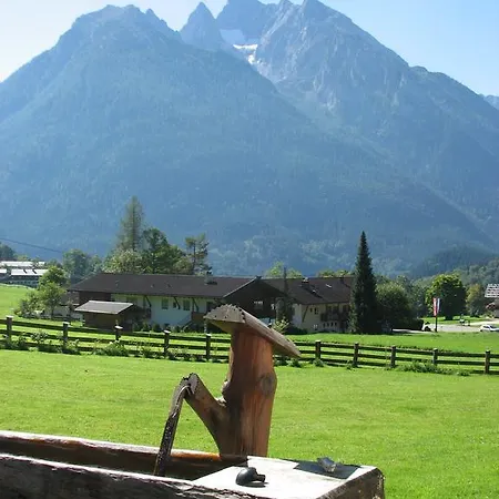Am Waldrand * Ramsau bei Berchtesgaden