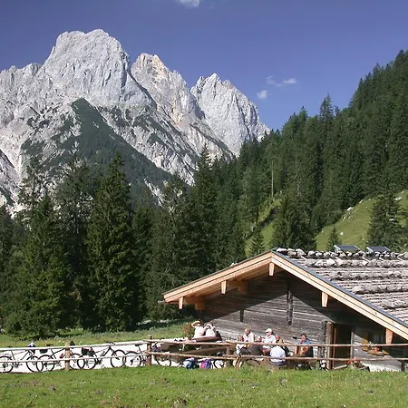 Am Waldrand * Ramsau bei Berchtesgaden
